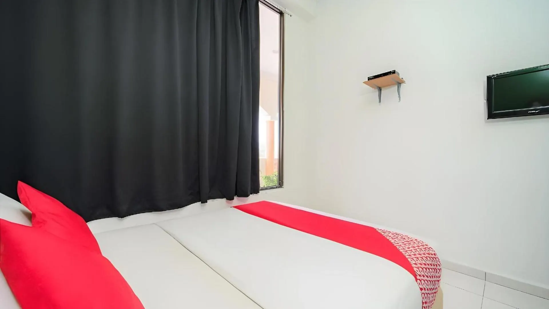Hotel Super Oyo 89807 My Budget Home Batu Ferringhi