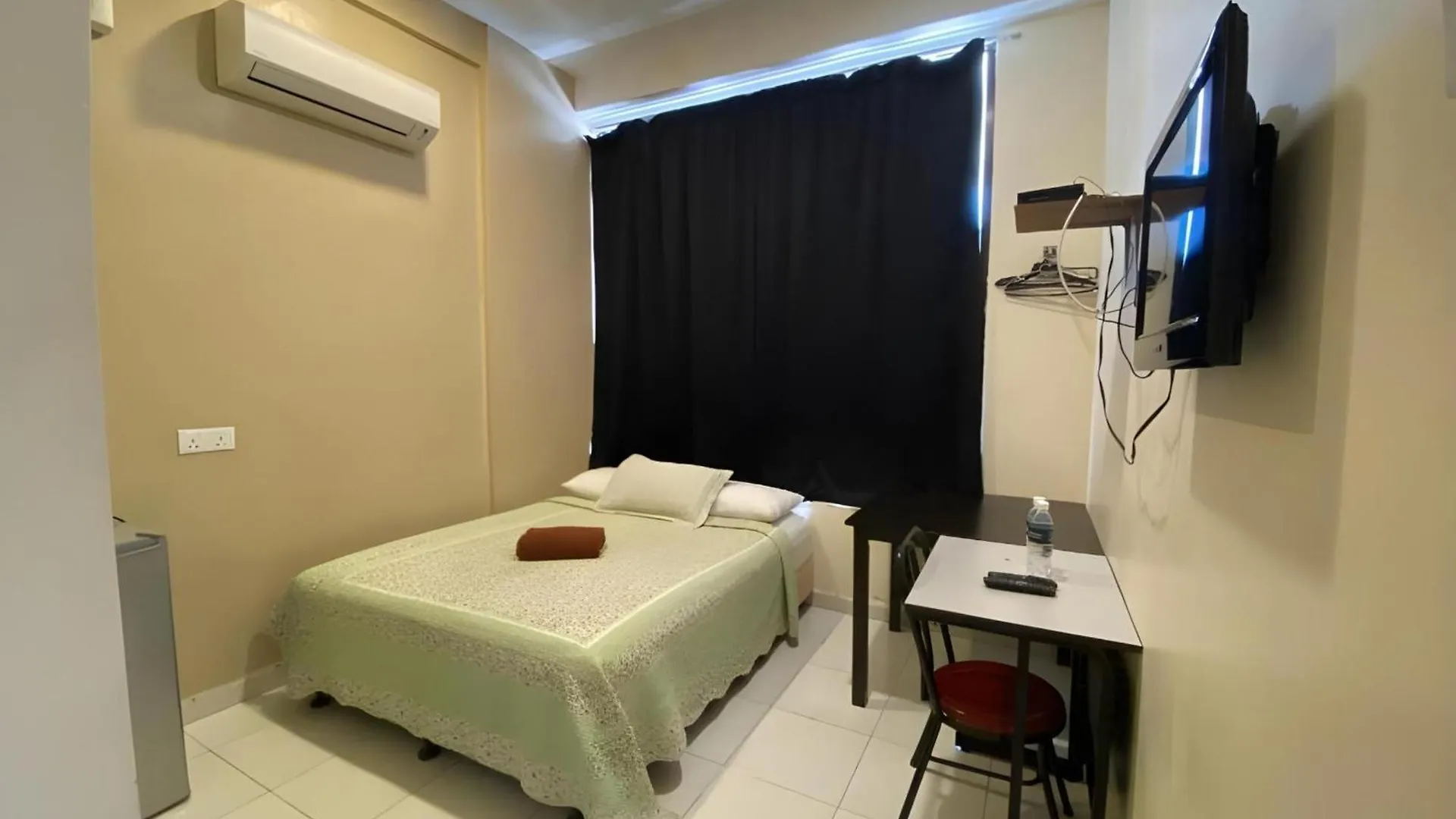 Super Oyo 89807 My Budget Home Batu Ferringhi Malaysia