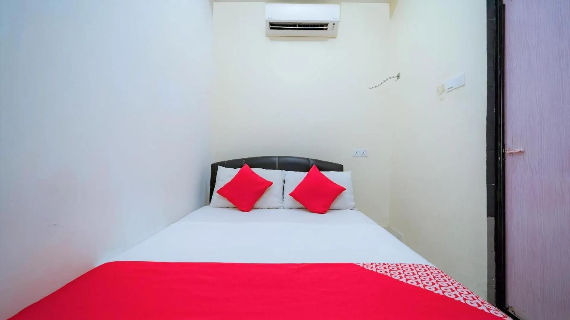 Super Oyo 89807 My Budget Home Batu Ferringhi Hotel